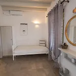 John's 쿠포니시아
