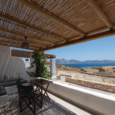 John's * Koufonisia